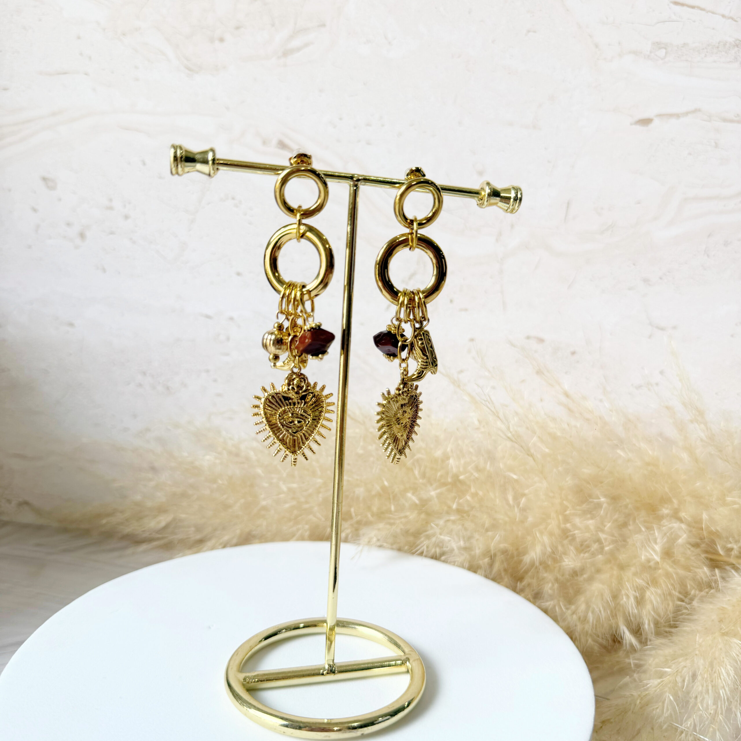 Aretes Greer
